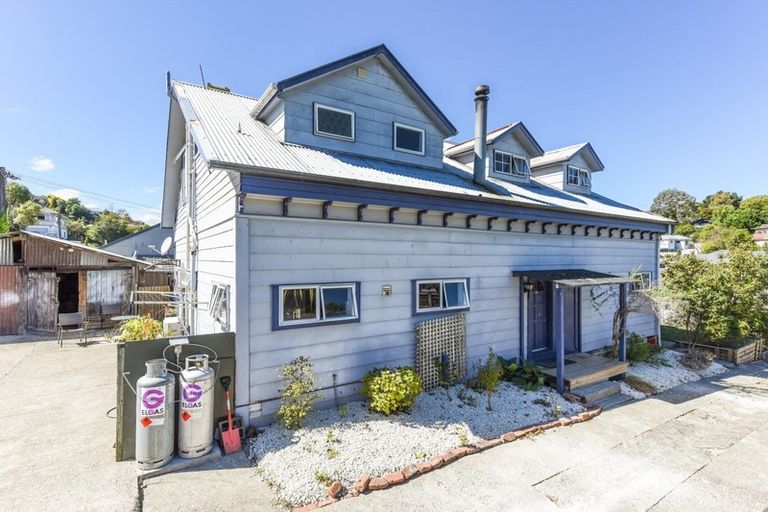 Photo of property in 75 Toi Toi Street, Toi Toi, Nelson, 7010