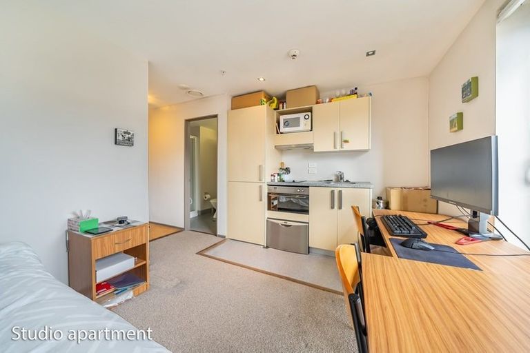 Photo of property in Dual Apartments, 108/142 Vivian Street, Te Aro, Wellington, 6011