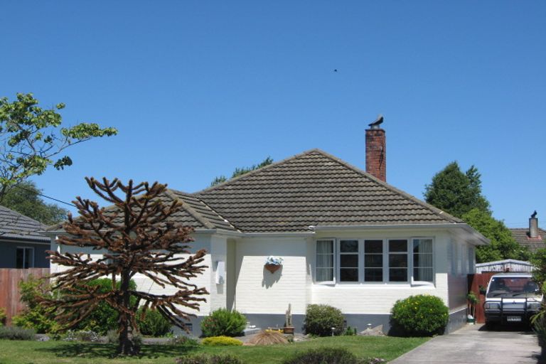 Photo of property in 11 Aldersley Street, Richmond, Christchurch, 8013