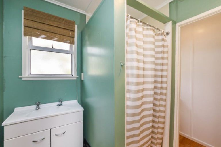 Photo of property in 15a Raymond Street, West End, Timaru, 7910