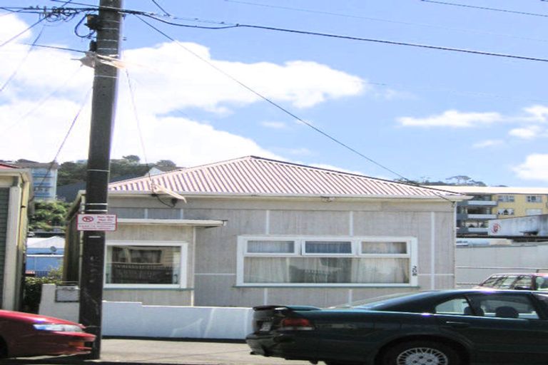 Photo of property in 208 Adelaide Road, Newtown, Wellington, 6021