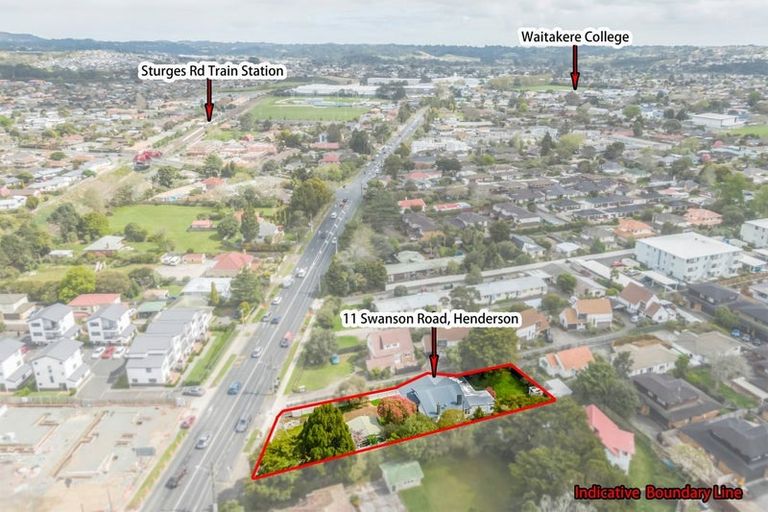 Photo of property in 11 Swanson Road, Henderson, Auckland, 0610