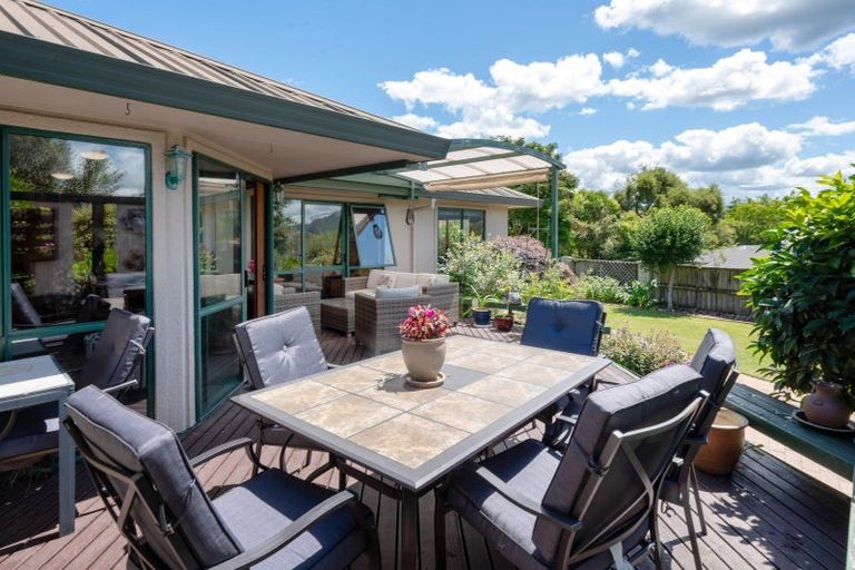 Photo of property in 40 Carter Drive, Pomare, Rotorua, 3015