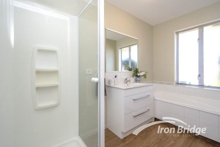 Photo of property in 36 Bella Rosa Drive, Hei Hei, Christchurch, 8042