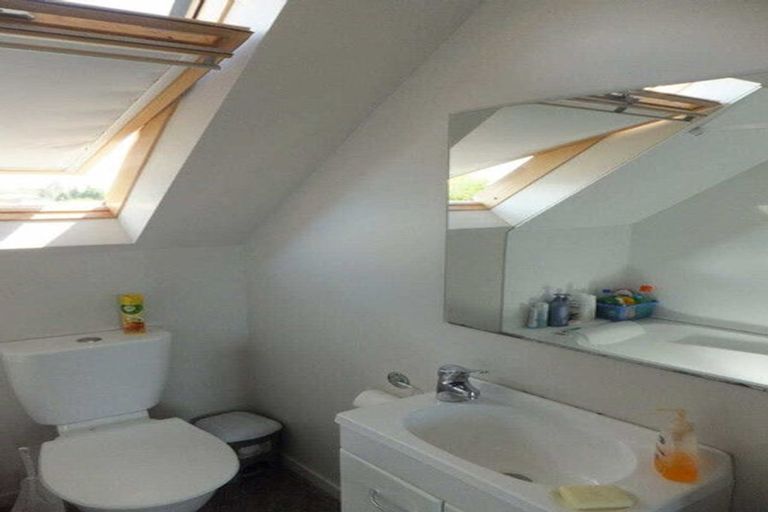 Photo of property in 5a Snead Place, Hamilton East, Hamilton, 3216