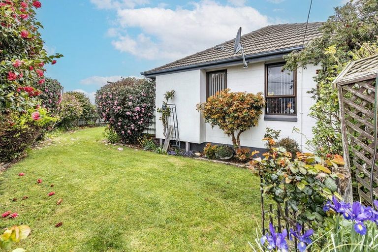 Photo of property in 33 Wycola Avenue, Hei Hei, Christchurch, 8042