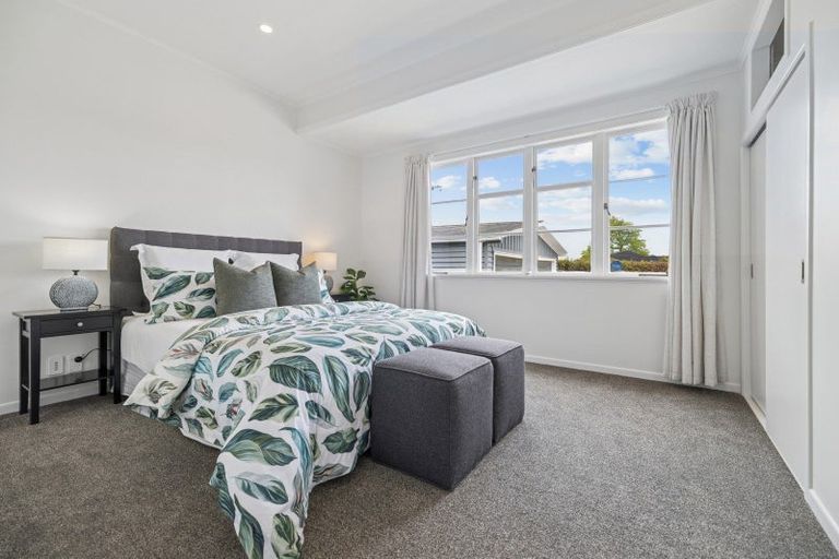 Photo of property in 29 Kaipara Portage Road, Riverhead, 0820