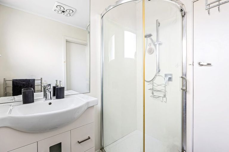 Photo of property in 11 Vancouver Crescent, Wainoni, Christchurch, 8061