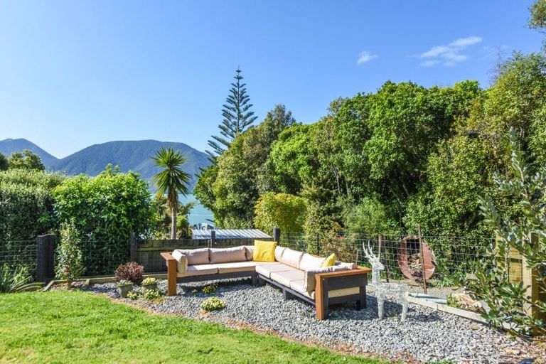 Photo of property in 50 Moenui Road, Havelock, Picton, 7281