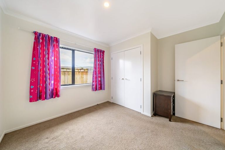 Photo of property in 75 Farmer Crescent, Taita, Lower Hutt, 5011