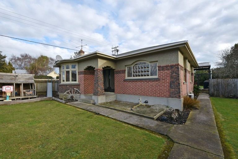 Photo of property in 43 Second Street, Kennington, Invercargill, 9871