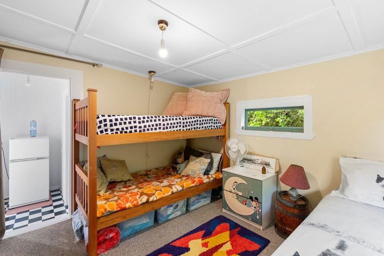 Photo of property in 21 Shortt Street, Foxton Beach, Foxton, 4815