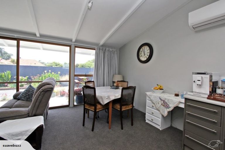 Photo of property in 2/20 Russell Road, Marewa, Napier, 4110