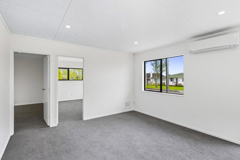 Photo of property in 42 Quinn Road, Levin, 5510