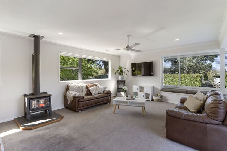 Photo of property in 61 Patons Road, Howick, Auckland, 2014