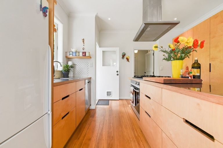 Photo of property in 54 Plunket Terrace, Hamilton East, Hamilton, 3216