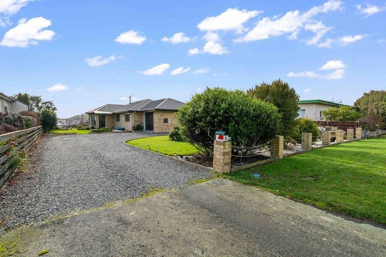 Photo of property in 5 Halton Street, East Gore, Gore, 9710