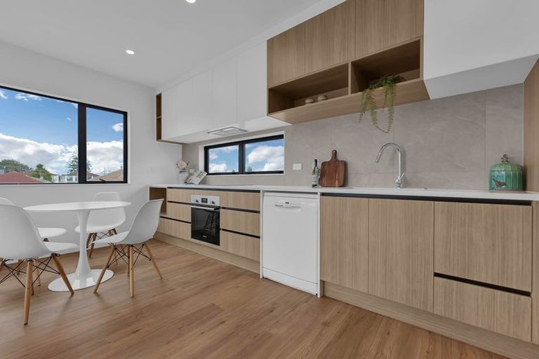 Photo of property in 4/17 Huia Road, Papatoetoe, Auckland, 2025