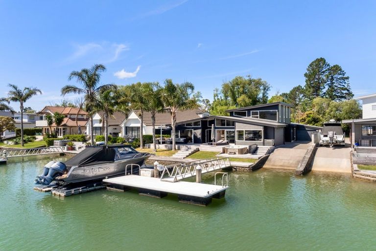 Photo of property in 527 Waterways Parade, Pauanui, Hikuai, 3579