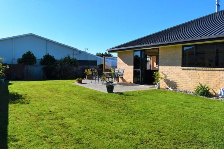 Photo of property in 16 Kakapo Lane, Motueka, 7120