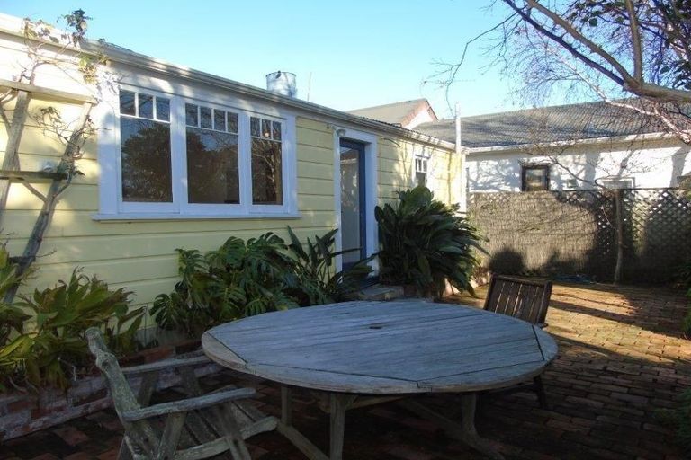 Photo of property in 39 Richmond Street, Petone, Lower Hutt, 5012