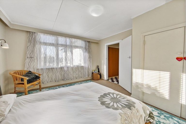 Photo of property in 1 Swan Street, Taihape, 4720