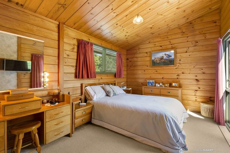 Photo of property in 72 Montreal Grove, Kingston, Wellington, 6021