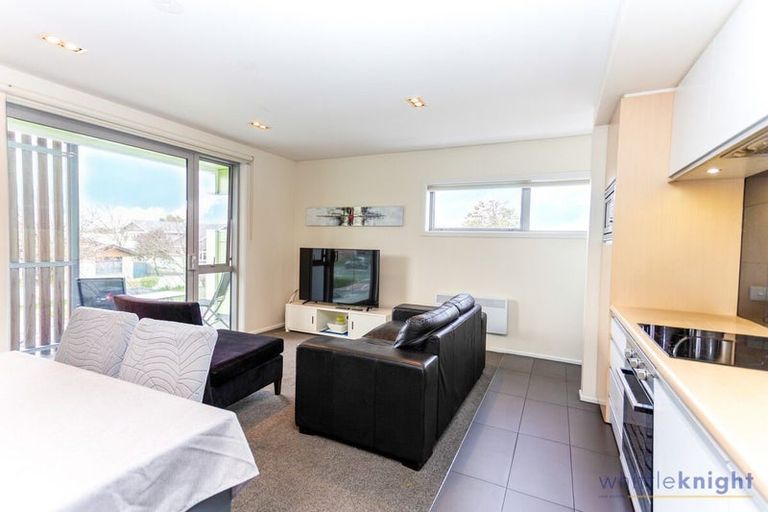 Photo of property in 2/193h Rattray Street, Riccarton, Christchurch, 8041