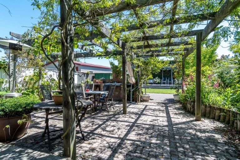 Photo of property in 129 North Shore Road, Eskdale, Napier, 4182