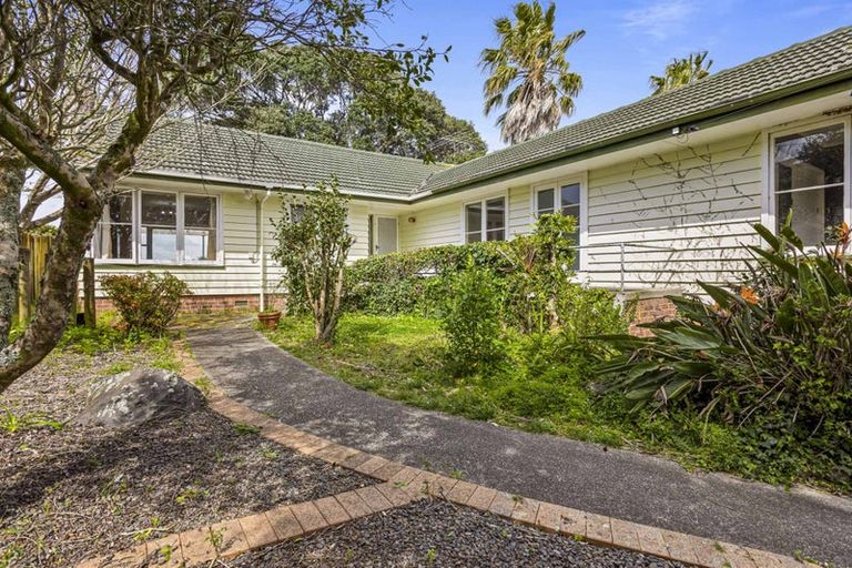 Photo of property in 59 Sylvan Avenue, Northcote, Auckland, 0627