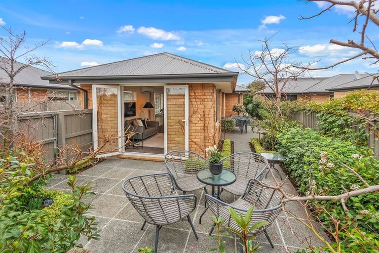 Photo of property in 1a Country Palms Drive, Halswell, Christchurch, 8025