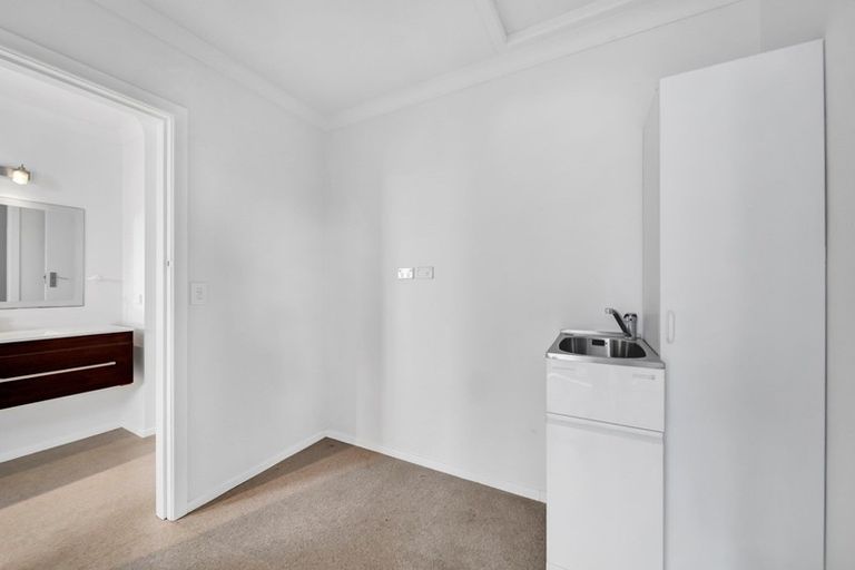 Photo of property in 17 Skinner Street, Blagdon, New Plymouth, 4310