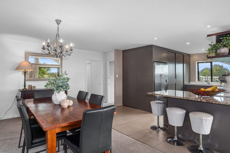 Photo of property in 11b Balmain Road, Birkenhead, Auckland, 0626