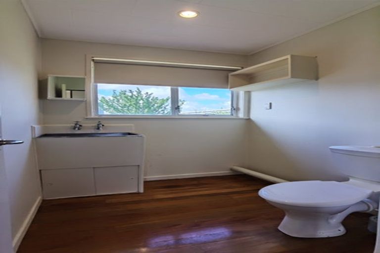 Photo of property in 22 Reelick Avenue, Pakuranga Heights, Auckland, 2010