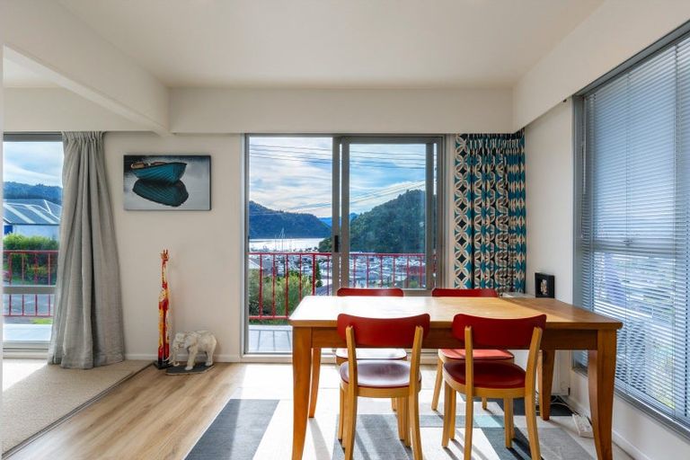 Photo of property in 9 Russell Street, Picton, 7220