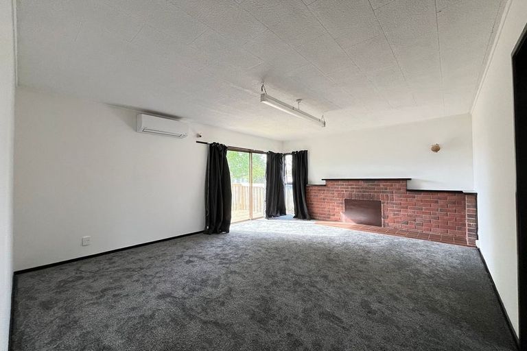 Photo of property in 13 Ulay Place, Clover Park, Auckland, 2019