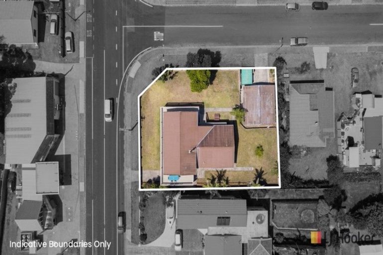 Photo of property in 81 Beach Road, Waihi Beach, 3611