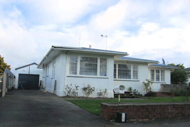 Photo of property in 71 Highbury Avenue, Highbury, Palmerston North, 4412