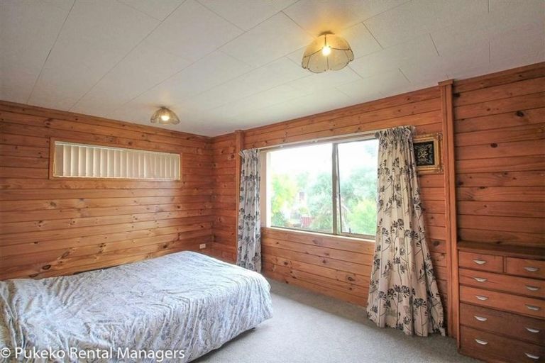 Photo of property in 54 St Annes Crescent, Wattle Downs, Auckland, 2103