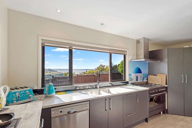 Photo of property in 4 Tarapatiki Drive, Whitianga, 3510