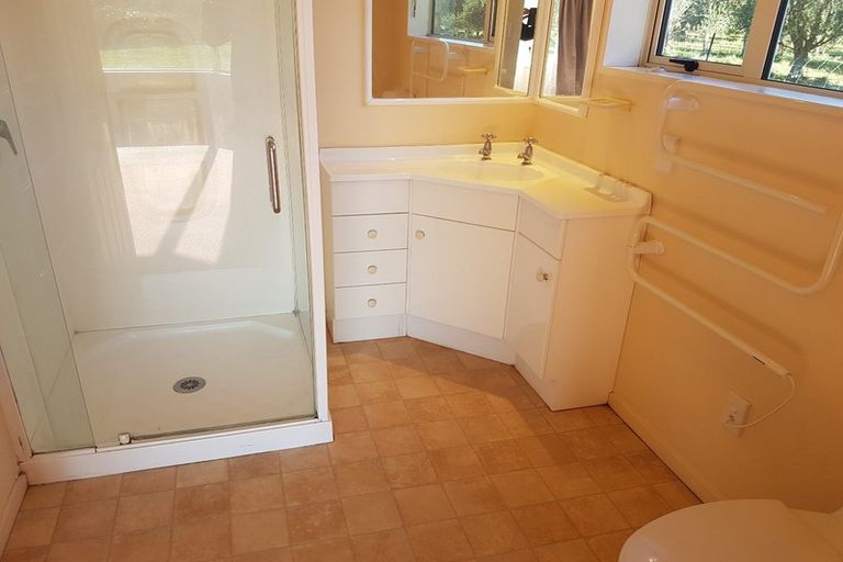 Photo of property in 321p Georges Road, Glasnevin, Amberley, 7482