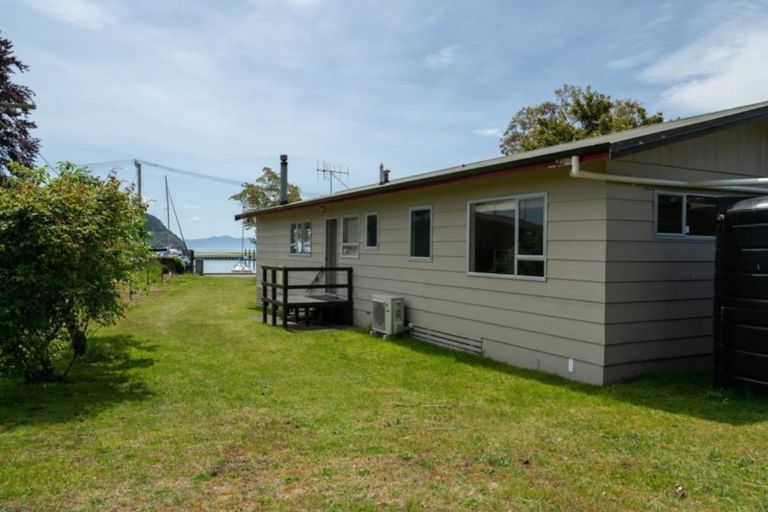Photo of property in 34 Motuoapa Esplanade, Motuoapa, Turangi, 3382