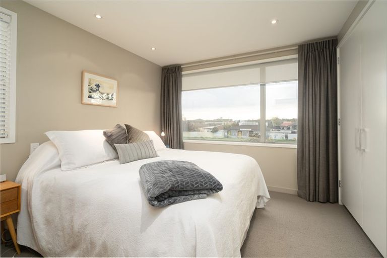 Photo of property in 22 Mona Vale Avenue, Riccarton, Christchurch, 8011