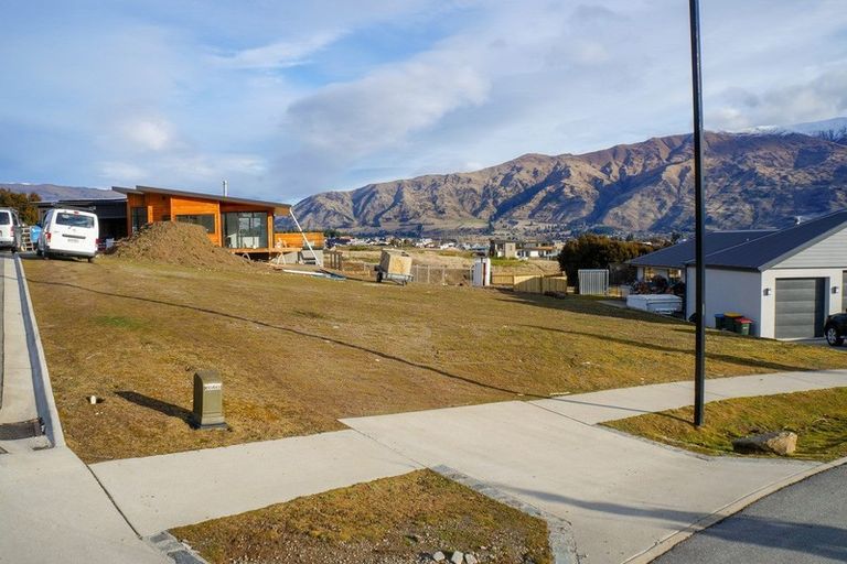 Photo of property in 8 Barclay Place, Wanaka, 9305