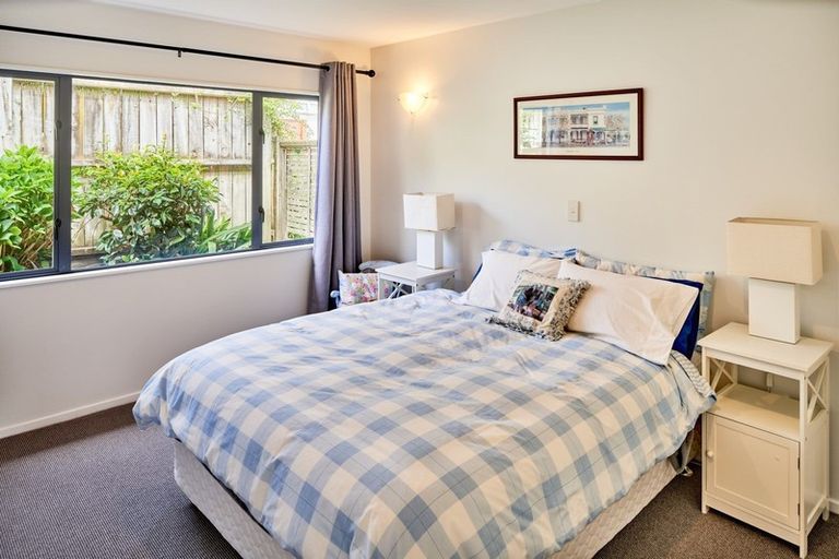 Photo of property in 57a Albatross Close, Whitby, Porirua, 5024