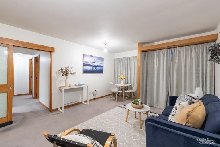Photo of property in Grosvenor Flats, 19 Cottleville Terrace, Thorndon, Wellington, 6011