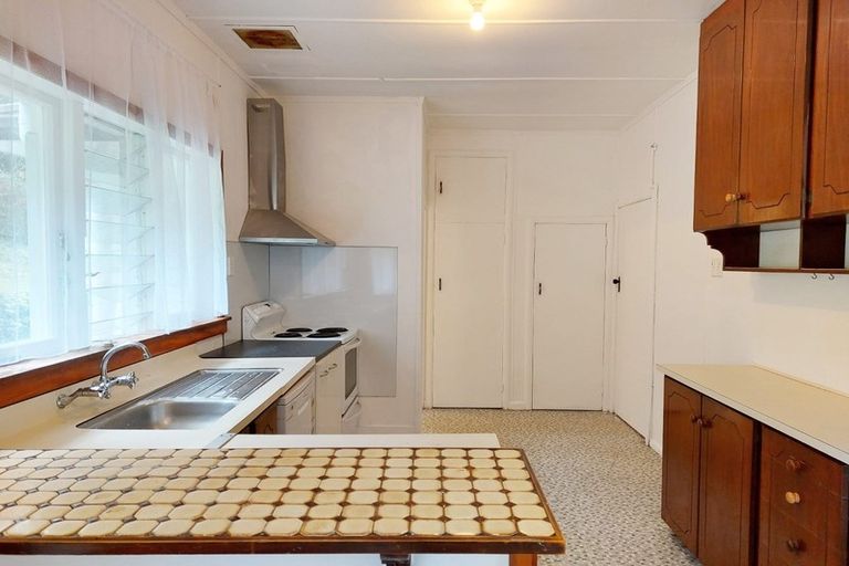 Photo of property in 24 Opoia Road, Hamilton East, Hamilton, 3216