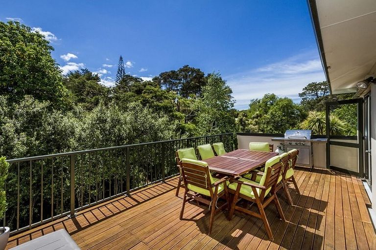 Photo of property in 71a Gledstane Road, Stanmore Bay, Whangaparaoa, 0932