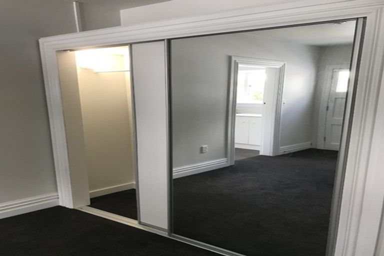 Photo of property in 2 Telford Terrace, Oriental Bay, Wellington, 6011