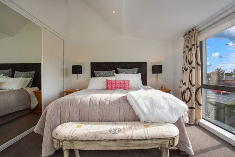 Photo of property in 3/20 North Avon Road, Richmond, Christchurch, 8013